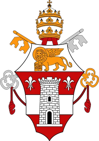 Von User: mAgul - Eigenes Werk Dieses Wappen enthält Elemente, die von folgender Datei entnommen oder adaptiert wurden: Coat of arms of Angelo Giuseppe Roncalli.svg (von SajoR)., CC BY-SA 3.0, https://commons.wikimedia.org/w/index.php?curid=1849694